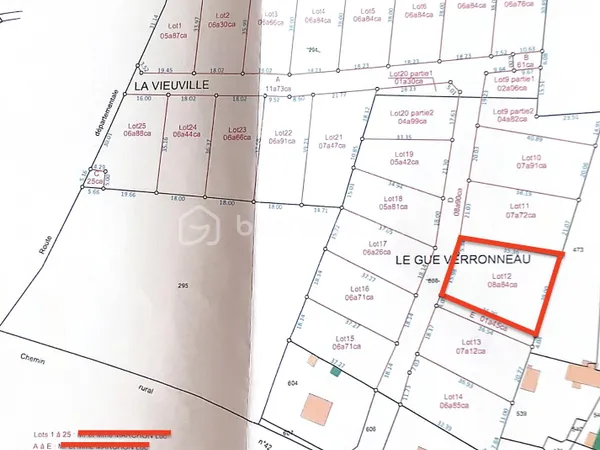 Terrain 884 m²
