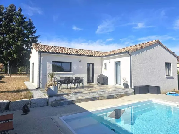 Maison de plain-pied 4 pièces 95 m²