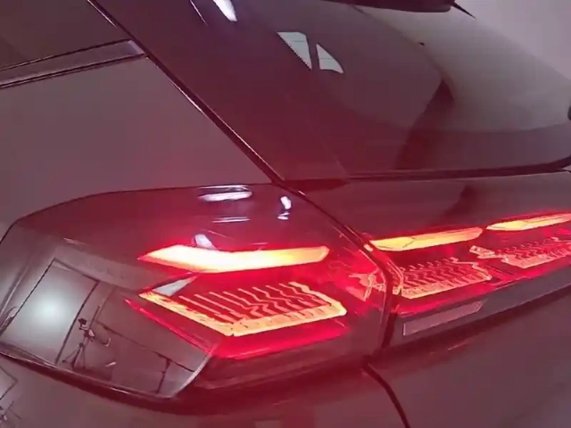 Peugeot 2008 puretech 100 s&amp;s bvm6 — photo 20