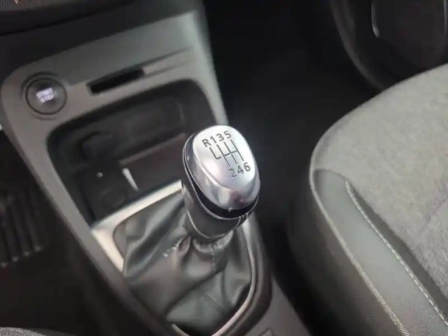 Renault Captur tce 120 energy — photo 288