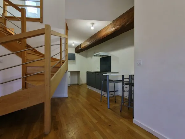 T2 DUPLEX 45 m² ? DERNIER ÉTAGE ? CENTRE NEUVILLE
