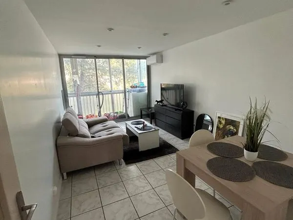 T2 meublé 49 m² - La Palasse Toulon - Climatisation - Cave - 730 CC