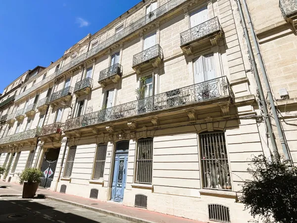 MONTPELLIER COMEDIE-GARE BEL APPARTEMENT FF5 2EME ETAGE ASC