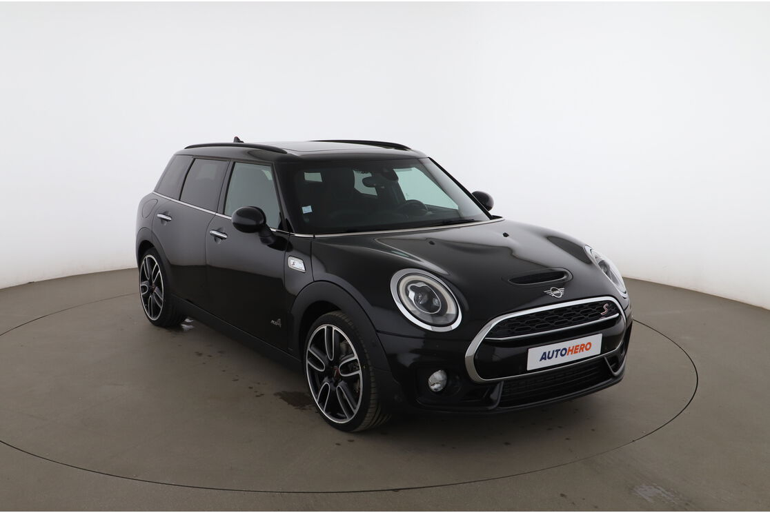 MINI Clubman Cooper SD Finition JCW ALL4 BVA8 — photo 7