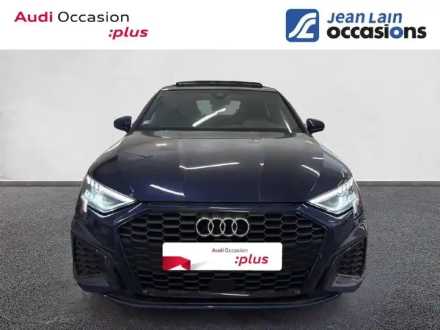 Audi A3 sportback 40 tfsie 204 s tronic 6 — photo 2