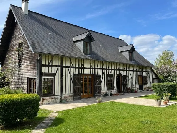 Maison 6 pièces 210 m²