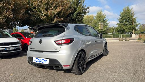 Renault Clio RS Cup 1.6 Turbo 200 EDC6 - N/A – 2018 – 114491 km – Essence – Boîte Automatique — photo 7