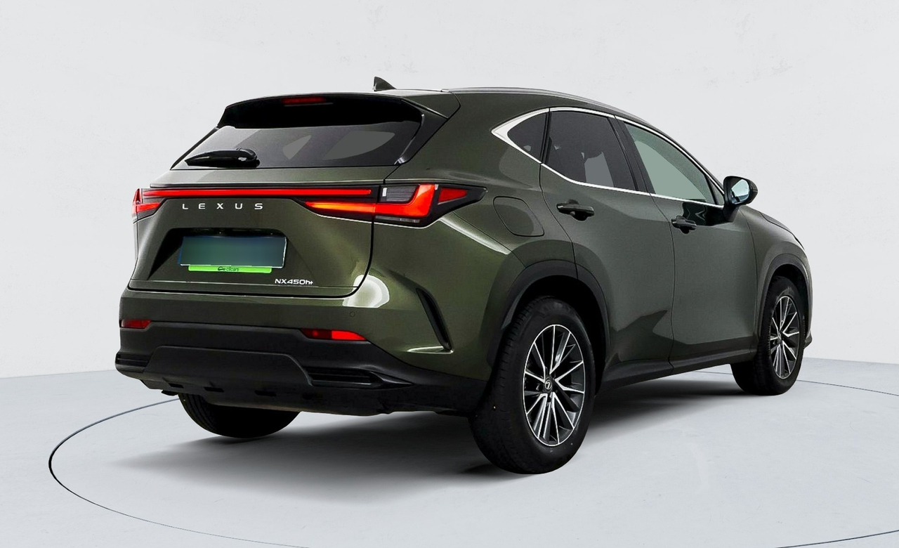 Lexus NX — photo 5