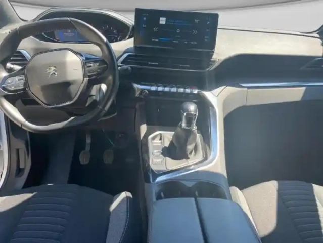 Peugeot 3008 1.2 130ch s&amp;s active pack — photo 10