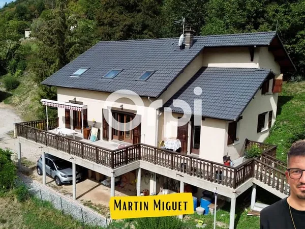 Maison 7 pièces 190 m²