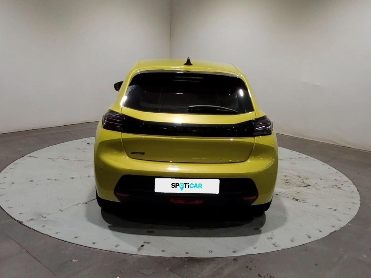 Peugeot 208 — photo 4