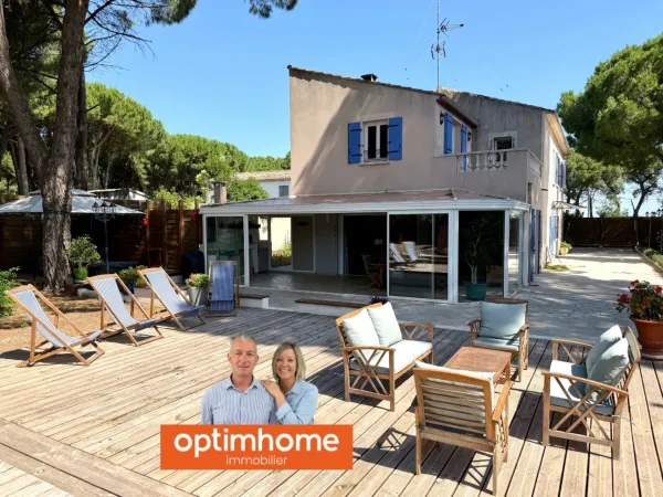 AIGUES-MORTES - MAS DE CHARME 200 m² SUR PLUS DE 2 000 m² DE TERRAIN