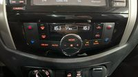 Nissan Navara 2.3 dCi 160ch King-Cab N-Connecta — photo 26