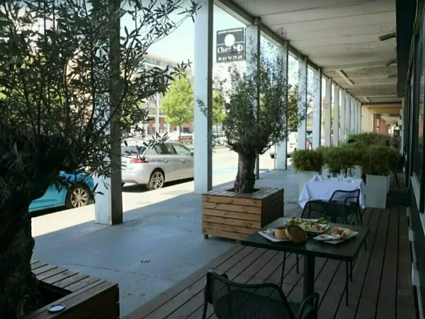 Local commercial 80 m²
