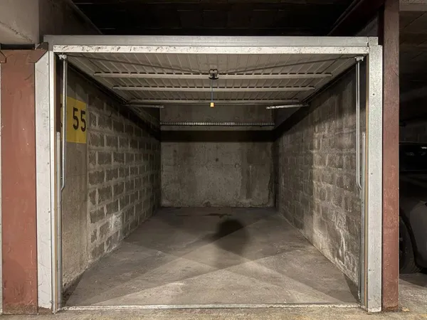 Parking 12 m²