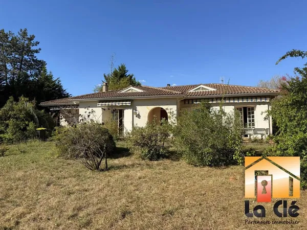 Vente villa plain-pied 5 pièces - 5 minutes d'Agen