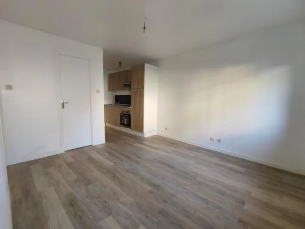 ESSERT, 2 pieces, 36m², parking