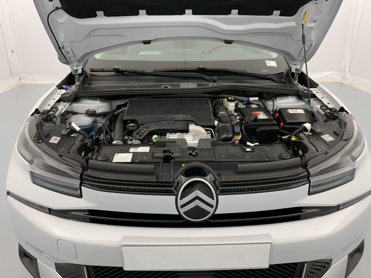 Citroën C4 — photo 27