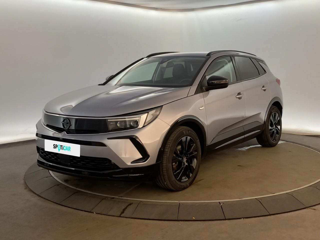 Opel Grandland 1.2 turbo 130 ch gs light — photo 1