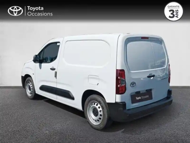 Toyota Proace city medium 130 d-4d start my25 — photo 2