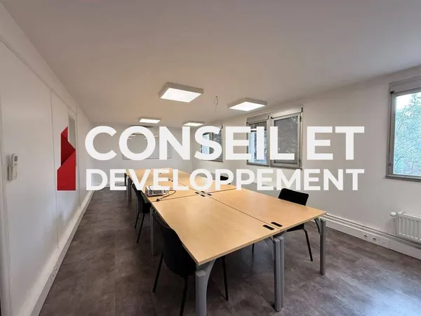 Bureaux 140 m²