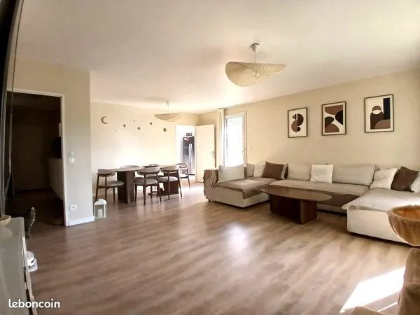 Appartement de type 3 balcon parking villeneuve d'ascq