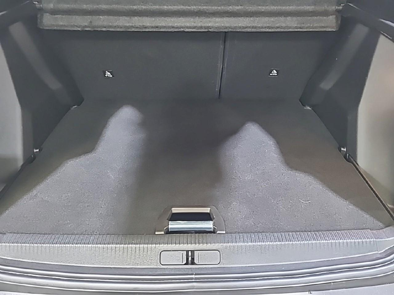Peugeot 2008 puretech 130 s&s eat8 roadtrip — photo 14