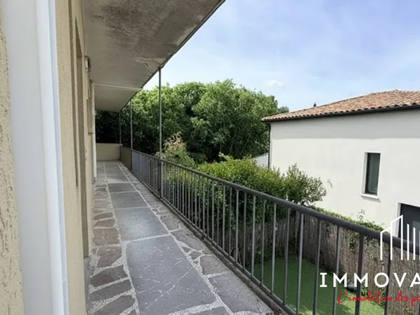 Appartement T2 traversant