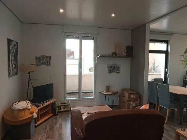 Appartement T2, 46 m2, garage, balcon, cave, place de parking