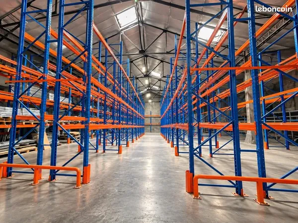 Local industriel 750 m²