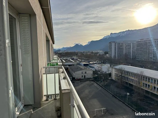 Appartement T5 8eme et dernier étage
