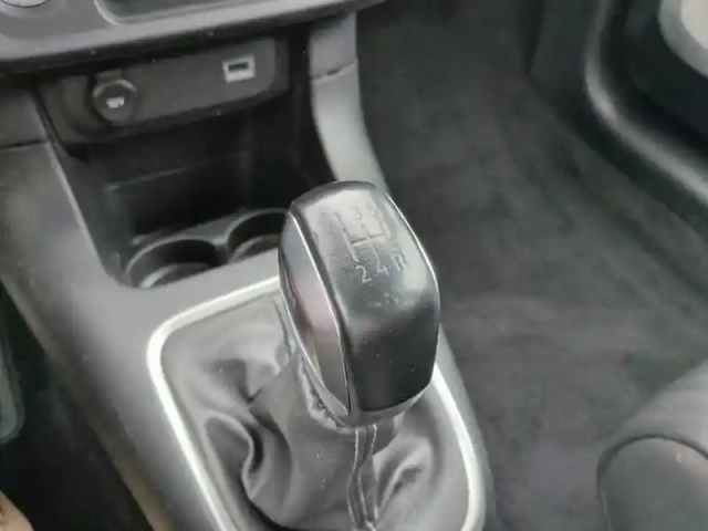 Citroën C3 puretech 83 s&amp;s bvm5 — photo 14