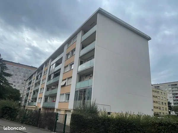 Appartement 4 pièces 64 m²