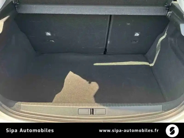 Opel Corsa 1.2 75 ch bvm5 — photo 10