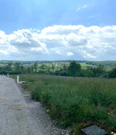 Terrain 684 m²