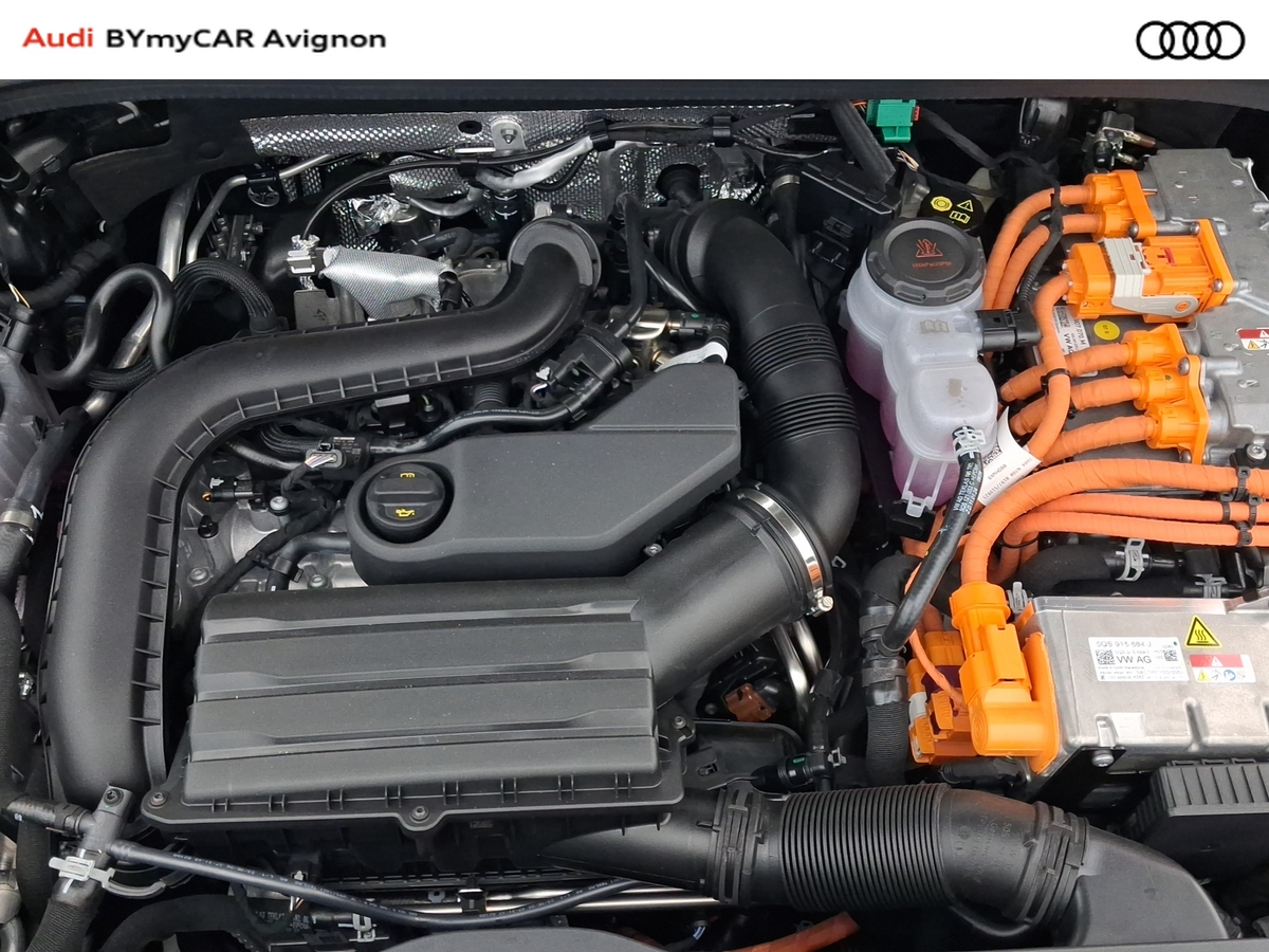 Audi Q3 Sportback e-hybrid 272 ch S tronic 6 — photo 16