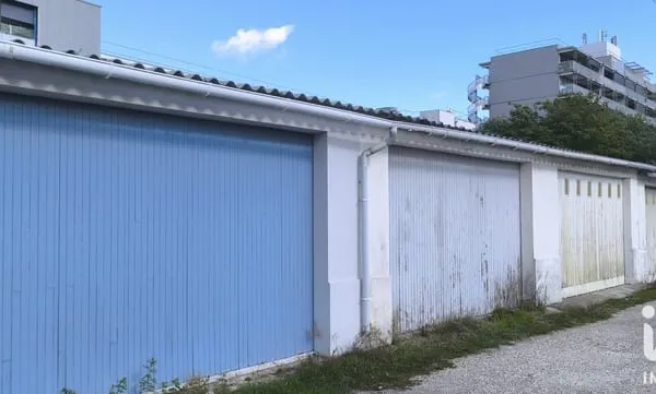 Parking 36 m²