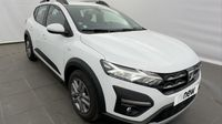 Dacia Sandero 1.0 TCe 90ch Stepway Confort — photo 3