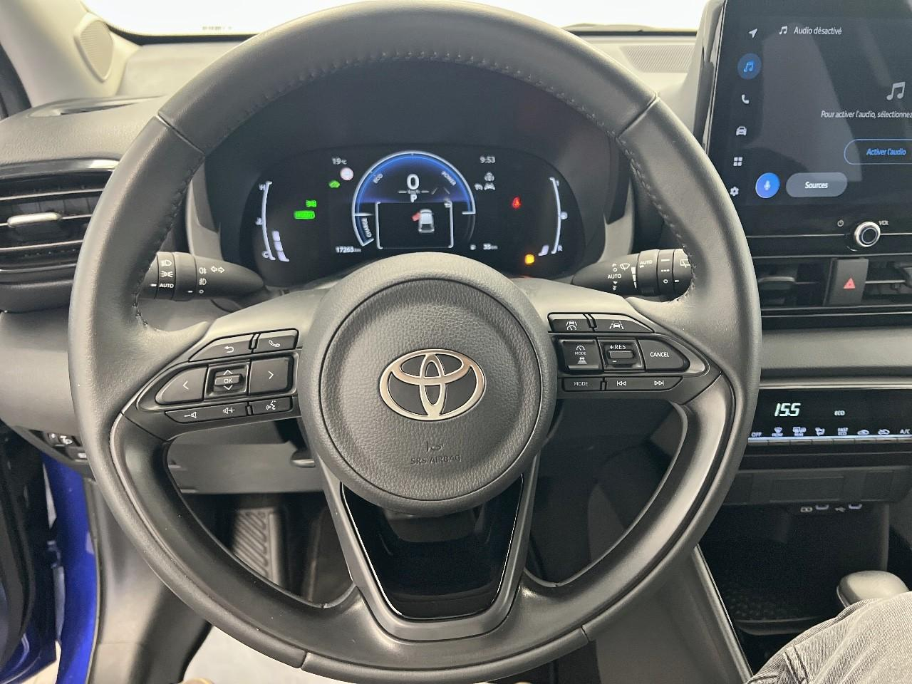 Toyota Yaris hybride 130h collection — photo 25