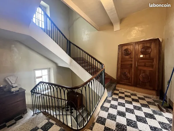 Maison de ville 8 pièces 225 m²