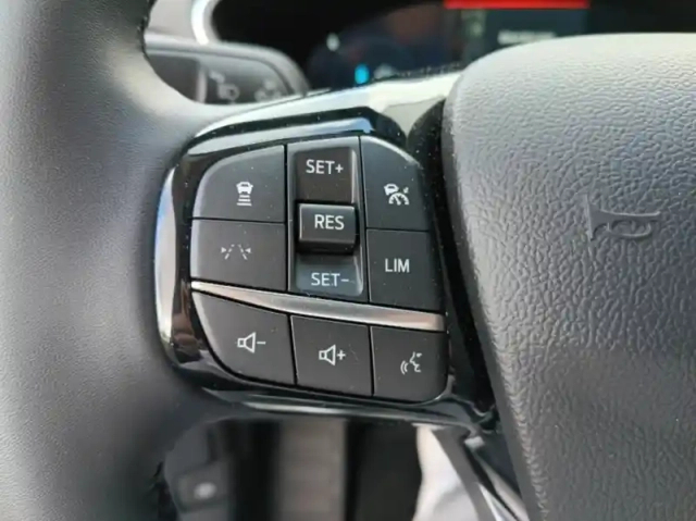 Ford Kuga 2.5 duratec 180ch hybrid flexifuel titanium b — photo 17