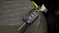 Peugeot 2008 1.2 PureTech 100ch S&S Allure — photo 16