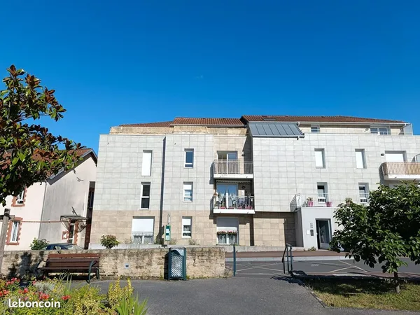 Appartement récent T3