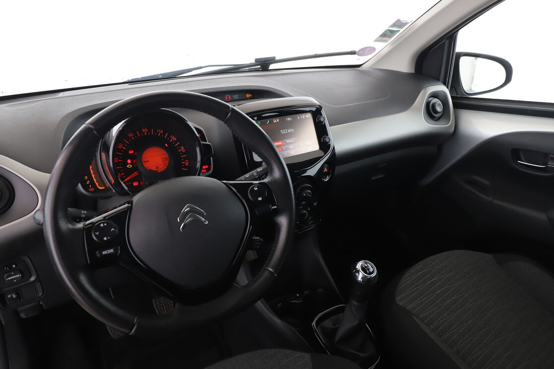 Citroen C1 1.2 PureTech Airscape Shine — photo 10