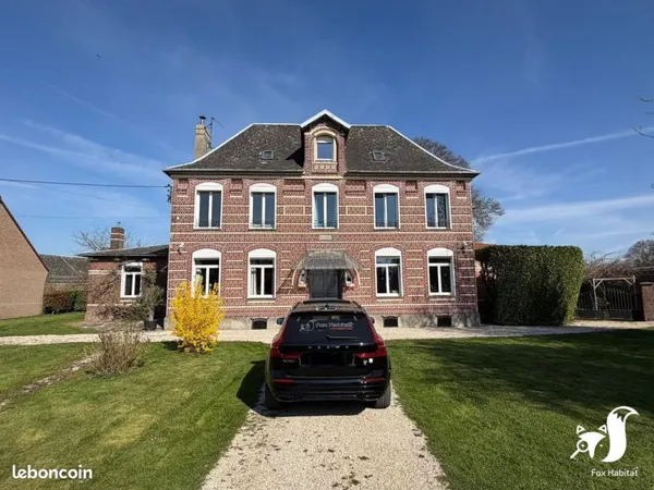 Maison 7 pièces 275 m²
