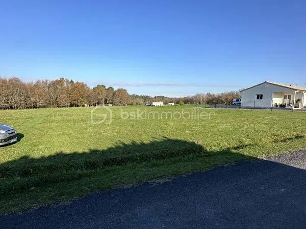 Terrain constructible 3800 m²