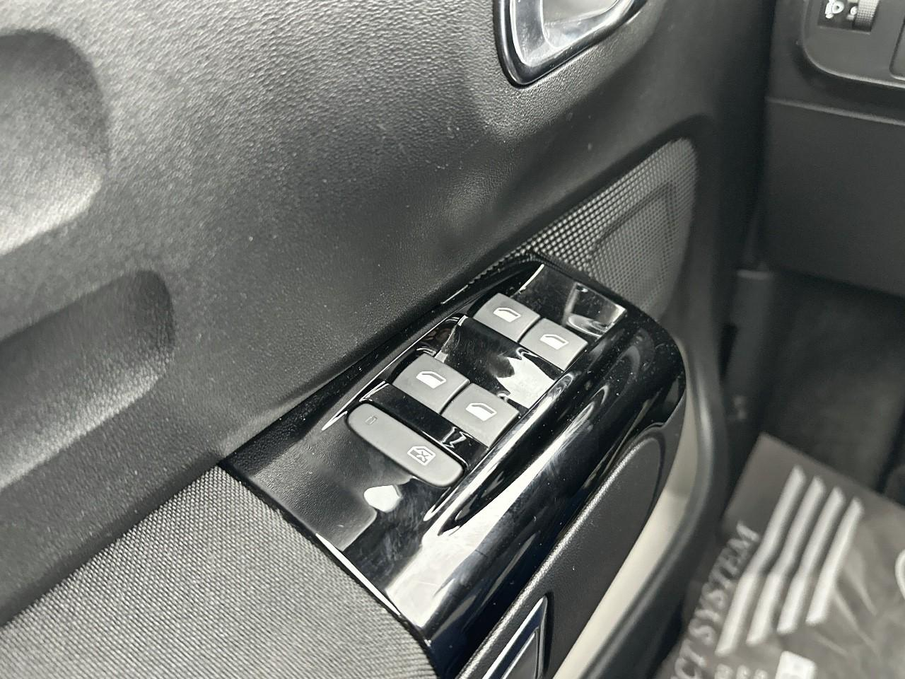 Citroën C3 puretech 83 s&s bvm5 shine — photo 15