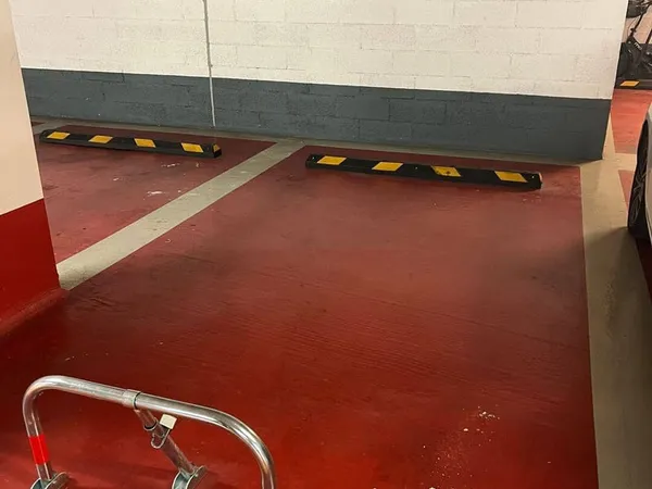 Parking 12 m²