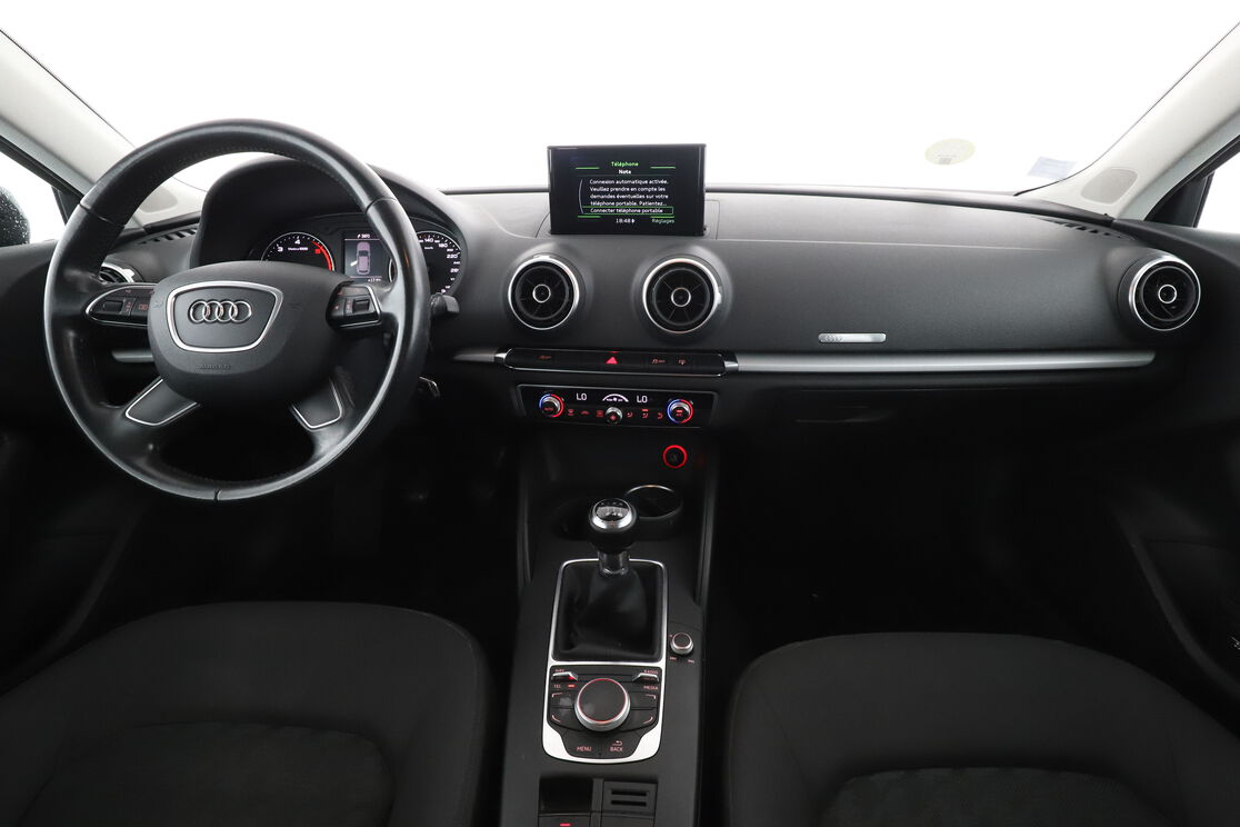 Audi A3 Sportback 2.0 TDI Business Line — photo 11