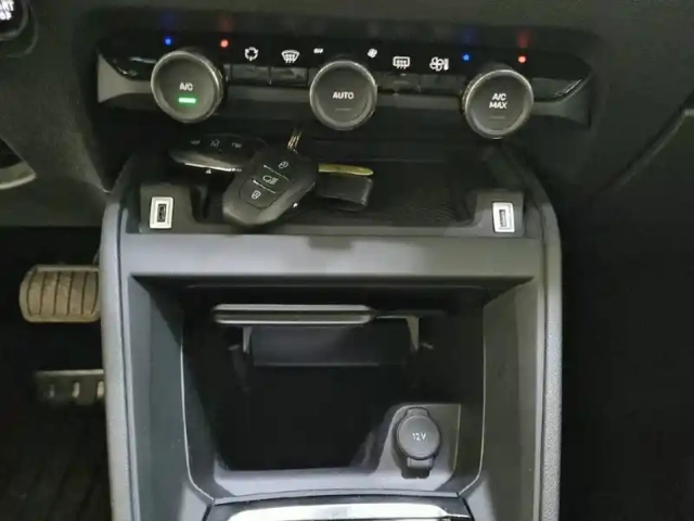 Citroën C4 bluehdi 130 eat8 — photo 28
